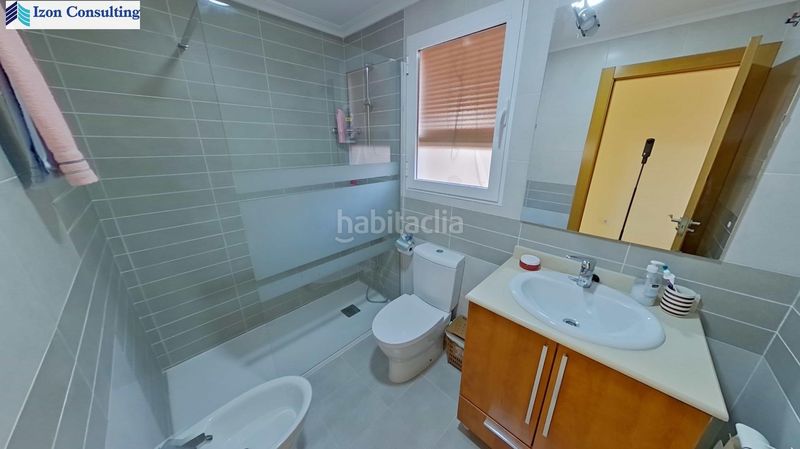 Foto d7e15adb-a2bd-400e-9166-a8ed0086cd79. Casa adossada amb aparcament a Motilleja