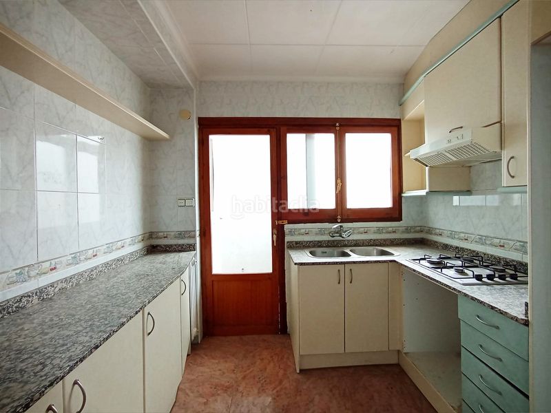 Foto b96ee8b4-b2d3-4e73-8dd4-bfb2a90bdb9a. Pis a Almansa