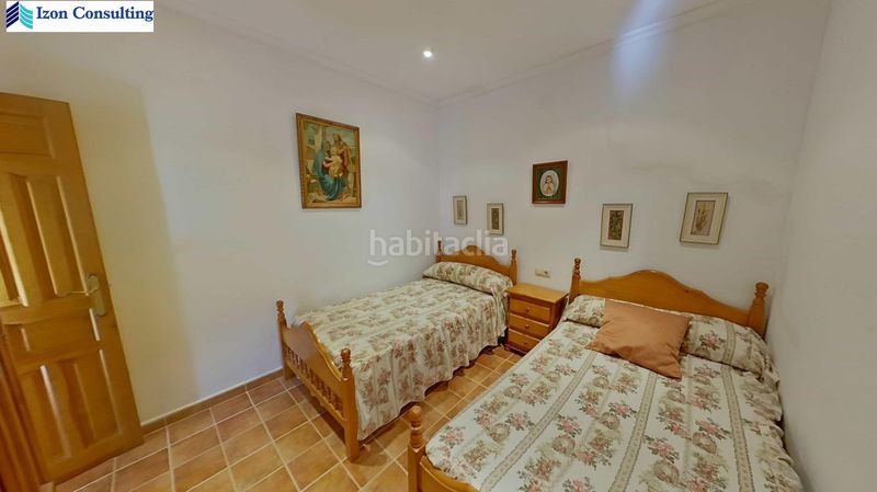 Foto b24872da-3271-47fa-ad49-119c161ec3b4. Casa amb aparcament a Corral - Rubio