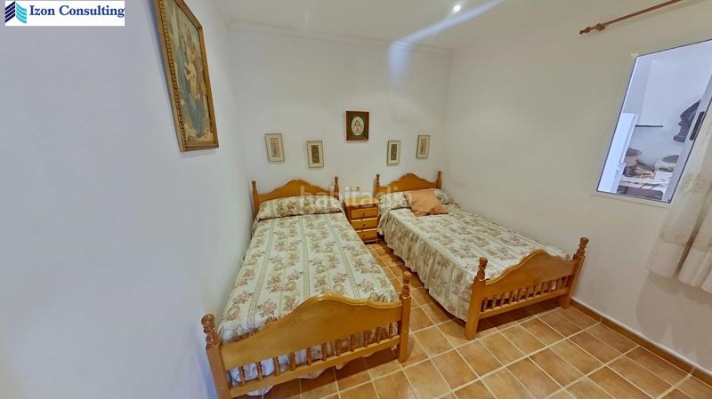 Foto cbcdd855-b228-4d7f-be93-409a98eda9e4. Casa amb aparcament a Corral - Rubio