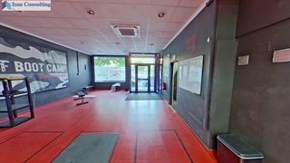 Local Comercial a El Pilar. Local en funcionamiento, gimnasio