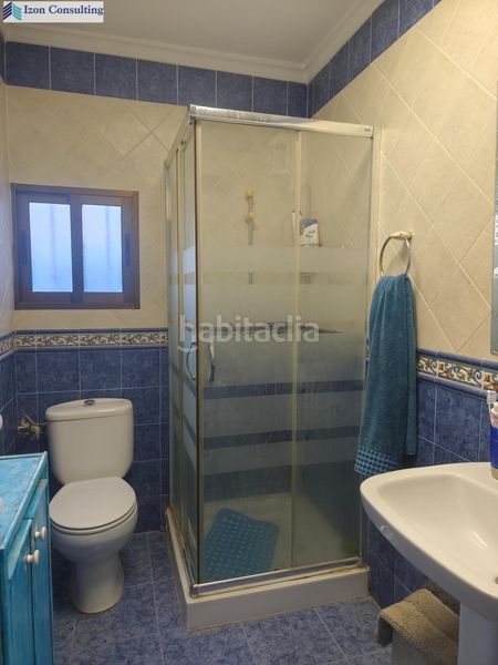 Foto a35277fc-d467-4de6-a6f7-da3c30e393a9. Casa amb calefacció aparcament a Valdeganga