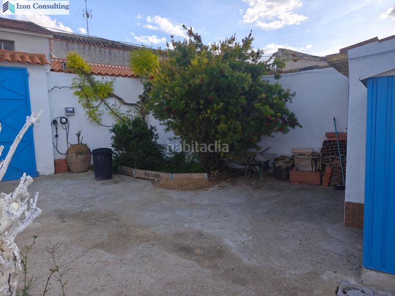 Foto a8032ef4-37fa-48a1-945b-1729c40a8634. Casa amb calefacció aparcament a Valdeganga