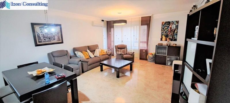 Foto 13bdacf9-8a35-46b2-9f6d-f857e2e3a4f3. Flat with parking in Hellín