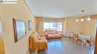 Appartamento in Hospital. Amplio y luminoso piso en venta cerca de avenida de españa, alba