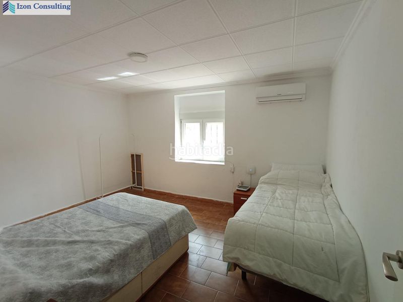 Foto c22719ae-c8ca-47d4-973b-af0ad13ab351. Casa amb aparcament a Munera