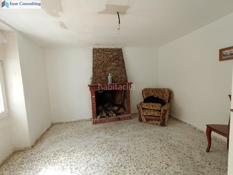 Foto 8e5d3afc-d464-47da-9906-f8a6b811353f. Lloguer casa amb aparcament a Munera