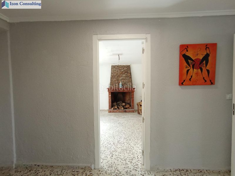 Foto d975b7db-8255-4d02-af0c-bdcceb764058. Lloguer casa amb aparcament a Munera