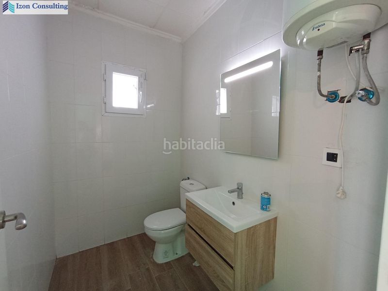 Foto edfa6aed-78db-4073-ac1e-ea3db532583a. Lloguer casa amb aparcament a Munera