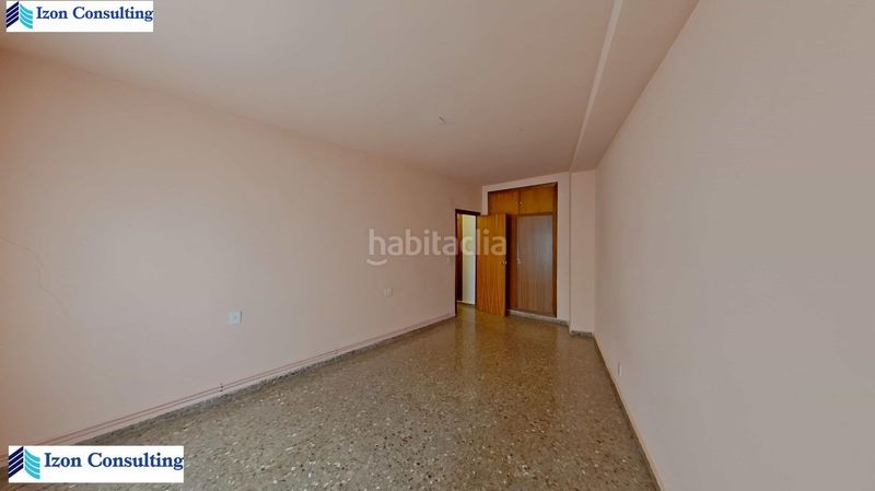 Foto ccb80b4f-e097-4461-8fcf-e70188ee26d0. Flat with heating parking in Centro Albacete