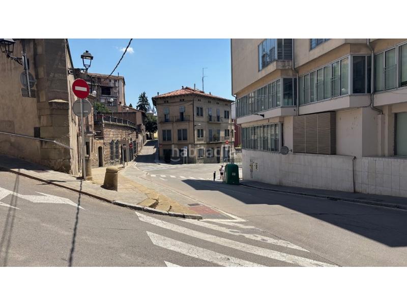 Foto fa60eb3b-64c9-445b-84a2-092226b9a805. Local comercial  en venta en el centro en Manlleu