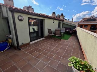 Dúplex  Calle cavalleria 71. Dúplex con terraza en venta en el centro de manlleu