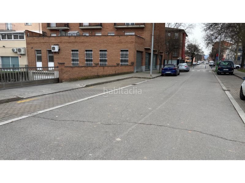 Foto 4047b0e8-8696-4b03-a569-8109af614da4. Aparcament cotxe a Manlleu