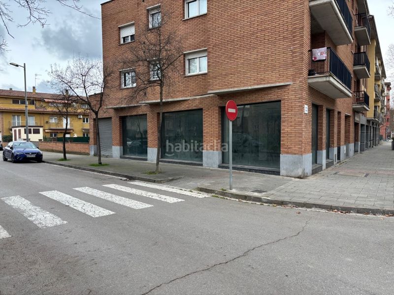 Foto 50c52a4b-f846-4522-9924-dc4c479c257d. Aparcament cotxe a Manlleu
