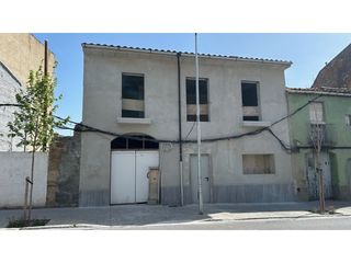 Erdgeschoss  Paseo sant joan. Obra nueva planta baja con jardin