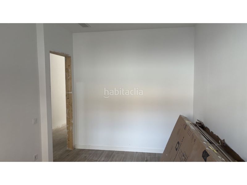 Foto f8246777-dfd1-48ee-a72f-9f0a61f0608b. Planta baixa amb aparcament a Manlleu