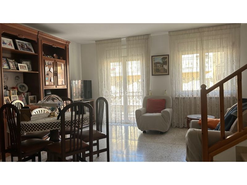 Foto 3d6e30dd-2979-41e4-8a52-673c007027b4. Casa amb aparcament a Manlleu