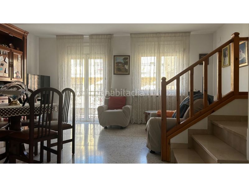 Foto 4795877a-2ffc-4451-87b3-a3b9887e7ee9. Casa amb aparcament a Manlleu