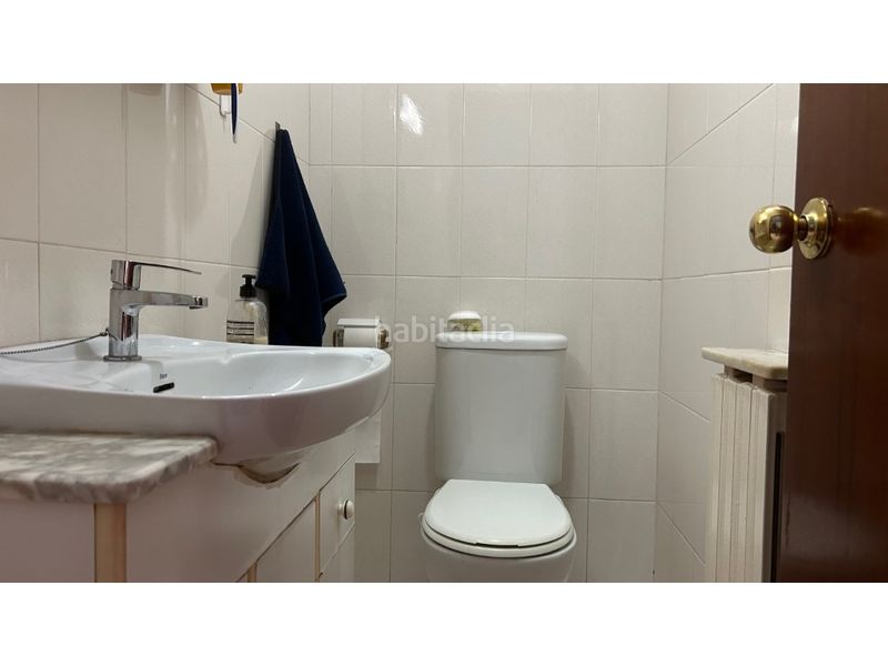 Foto a8de235c-593e-452d-8555-7c077742cc98. Casa amb aparcament a Manlleu