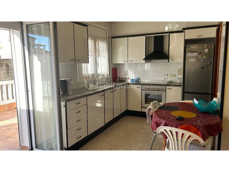 Foto d0155cdb-f161-400e-b293-b6921f14274b. Casa amb aparcament a Manlleu