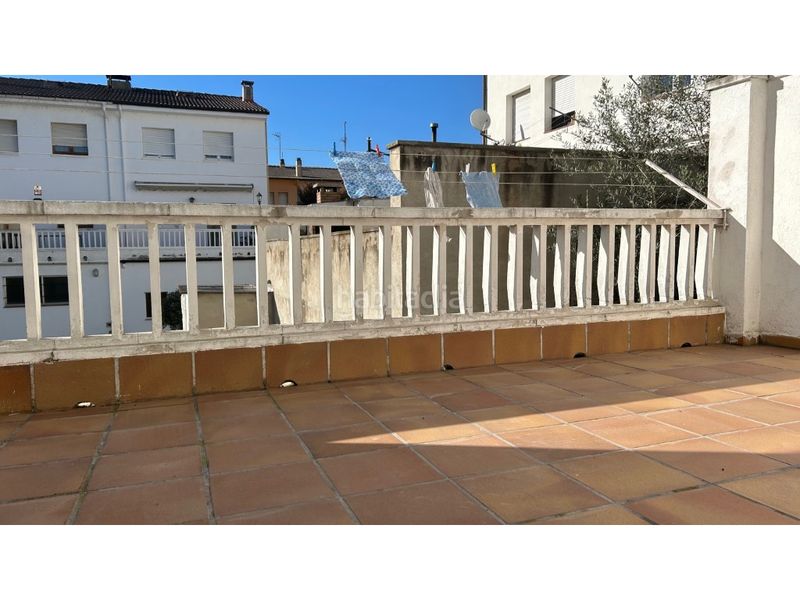 Foto ed28a3df-1f75-4cc1-89a9-eef6ad5ff416. Casa amb aparcament a Manlleu