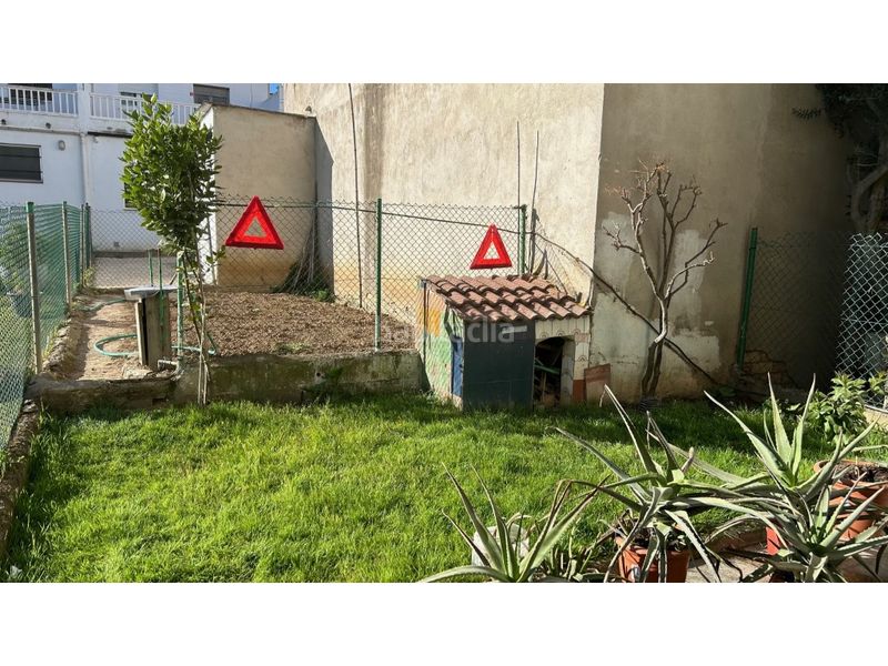 Foto fa6210fd-0e76-44b8-ad96-70700dee43eb. Casa amb aparcament a Manlleu