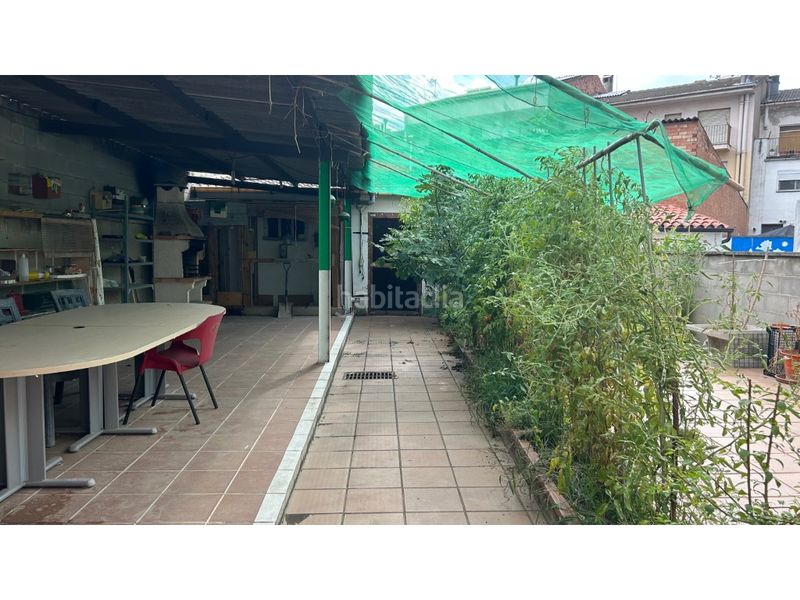 Foto 045c70cb-f0bd-403f-aea6-01e647f447de. Casa amb aparcament a Manlleu
