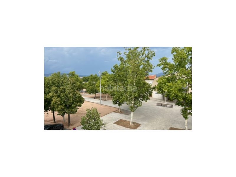 Foto 59807fdb-253c-4d3c-9f85-77b9d8602600. Casa amb aparcament a Manlleu
