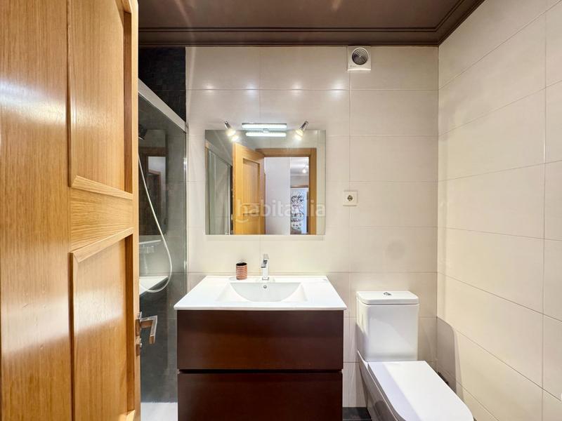 Foto 03f2e2f6-2386-416f-ad71-5bcde7d51350. Etagenwohnung mit heizung parking in Casablanca - Calvario Vigo