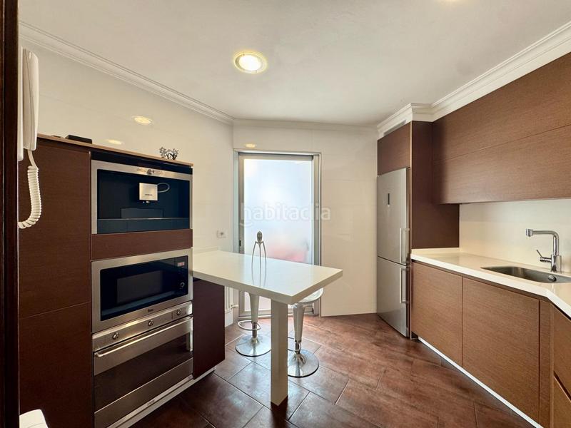 Foto 27113baf-c3ea-4c26-8d8d-38efe53335f4. Etagenwohnung mit heizung parking in Casablanca - Calvario Vigo