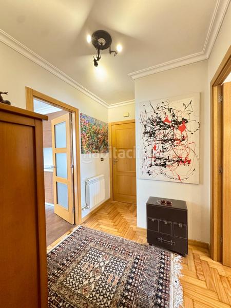 Foto f90f7ce8-5ff3-44f3-a90a-3e5105e383d1. Etagenwohnung mit heizung parking in Casablanca - Calvario Vigo