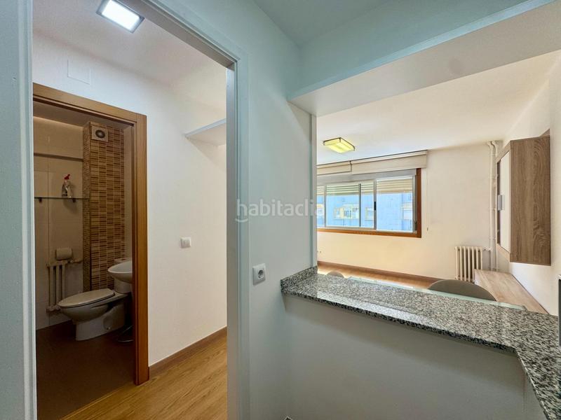 Foto 73b7a96c-d596-4574-8011-95c65d4dfa99. Estudio oportunidad para inversores o primera vivienda. estudio luminoso y listo para entrar a vivir, . en Vigo