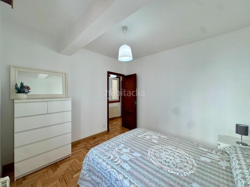 Foto 6379925d-1d38-4425-b1e1-094842a222ae. Etagenwohnung mit heizung in Teis Vigo