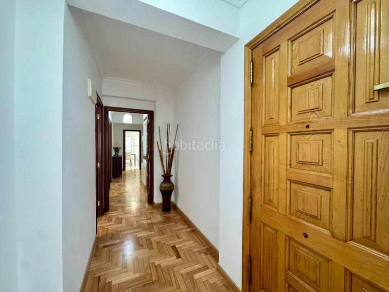 Foto 873a4d28-c6d7-4fc9-9a4d-03ece47ff371. Etagenwohnung mit heizung in Teis Vigo