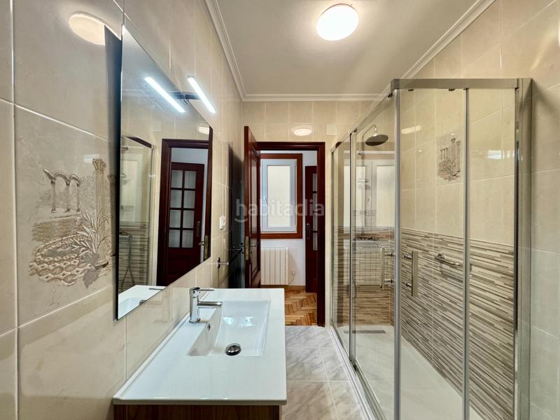 Foto 8e215d99-7219-4dcd-88e7-7ba1f0aefb17. Etagenwohnung mit heizung in Teis Vigo