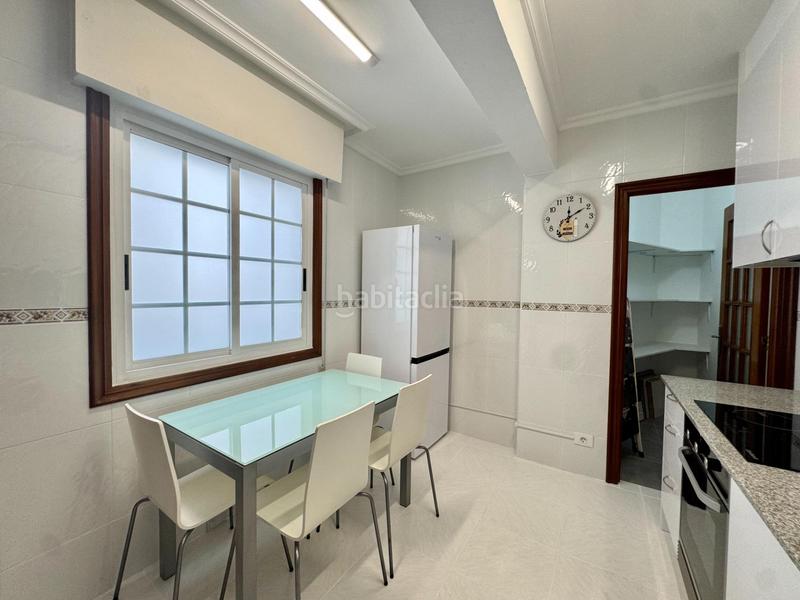 Foto ff8e72ae-7d6b-4c8c-9538-c093e3be2a8a. Etagenwohnung mit heizung in Teis Vigo