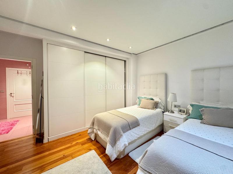 Foto 79c2f74c-4bda-4e94-a91f-ef569f4ff7fd. Pis amb calefacció a Plaza España - Corte Inglés Vigo