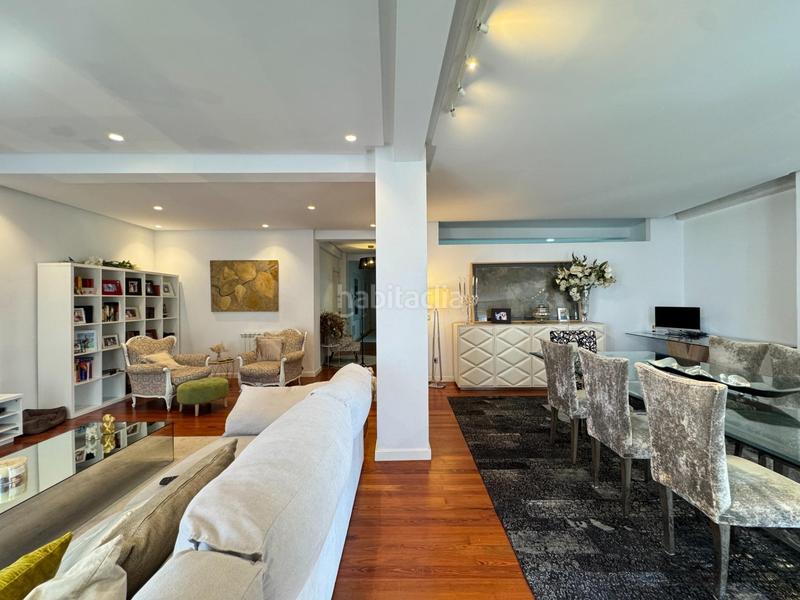 Foto b2df9759-5ade-4c04-89b8-a5ea986fd879. Pis amb calefacció a Plaza España - Corte Inglés Vigo