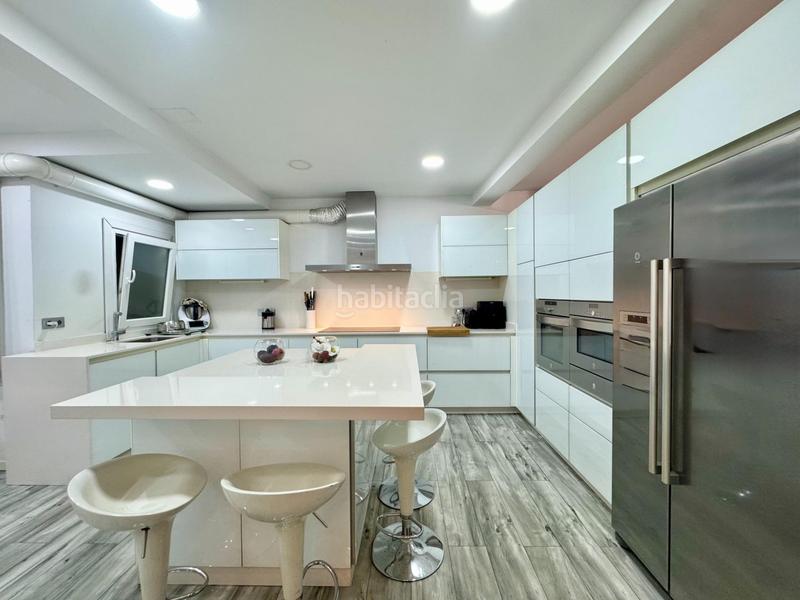 Foto bd322d9c-7b08-4044-8585-1a6608c79a49. Pis amb calefacció a Plaza España - Corte Inglés Vigo