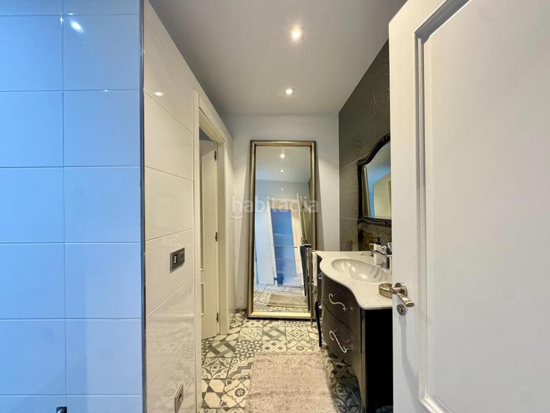 Foto fa323bc0-1342-4f85-a2e4-e3ec7972eabd. Pis amb calefacció a Plaza España - Corte Inglés Vigo