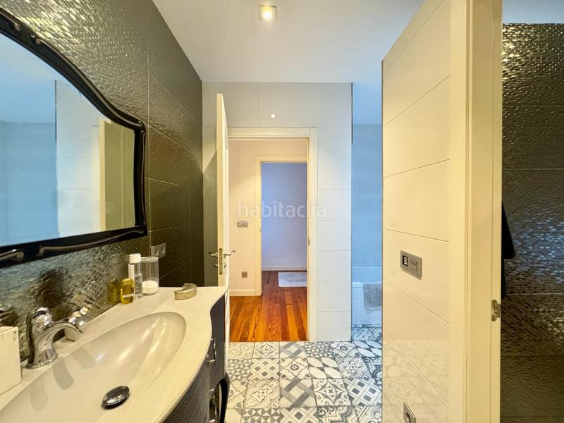 Foto fdc7a388-b1f9-4371-9115-36c8add342fd. Pis amb calefacció a Plaza España - Corte Inglés Vigo