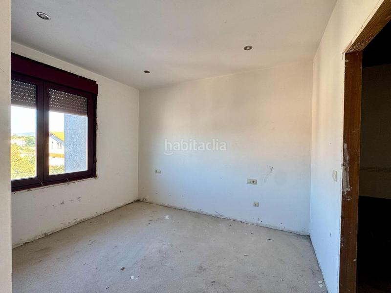 Foto 57a82c37-f506-41f6-963a-1ba265a40ce5. Reihenhaus mit heizung parking in Teis Vigo