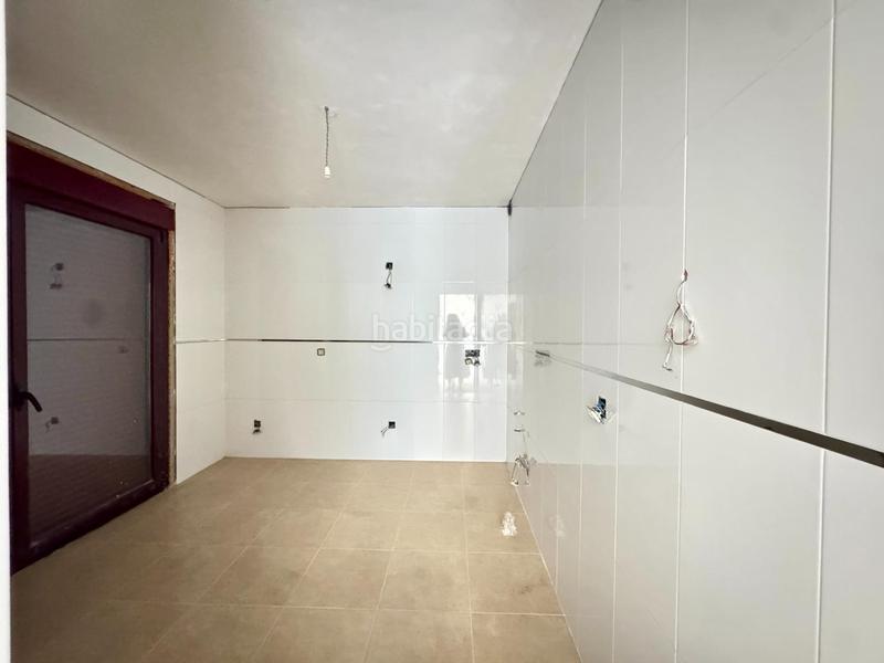 Foto 85ccf871-1b24-4c43-9e31-b061d802584a. Reihenhaus mit heizung parking in Teis Vigo