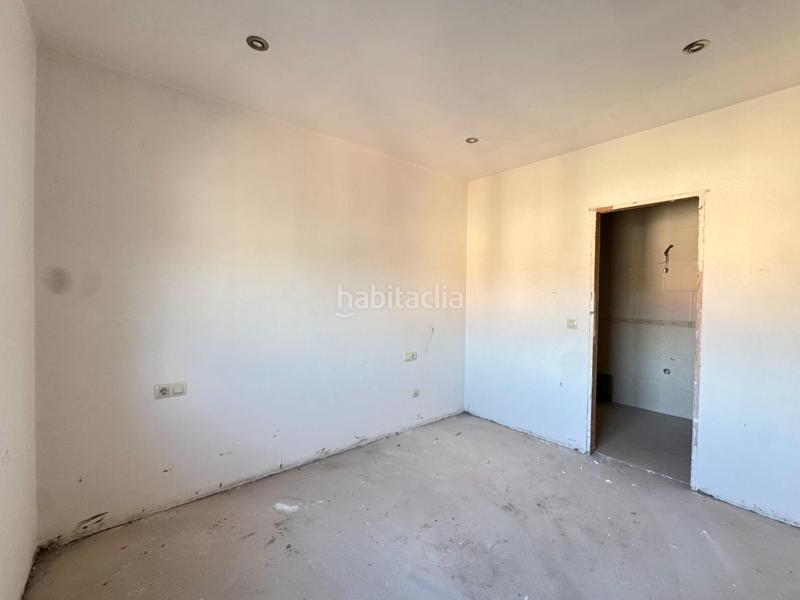 Foto c089adc6-f21f-4796-9e0e-ee2ac203cb55. Reihenhaus mit heizung parking in Teis Vigo