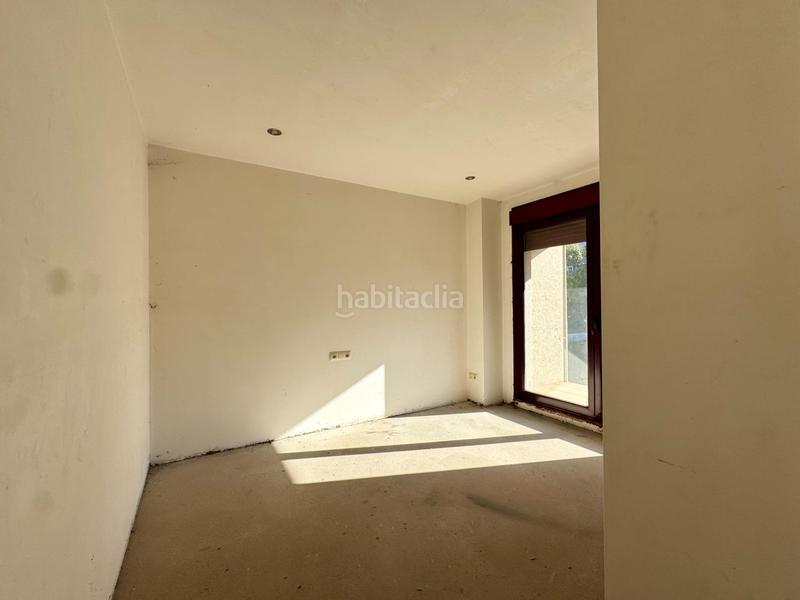 Foto ca9d57c3-748c-4945-85b2-23ec8c2d7774. Reihenhaus mit heizung parking in Teis Vigo