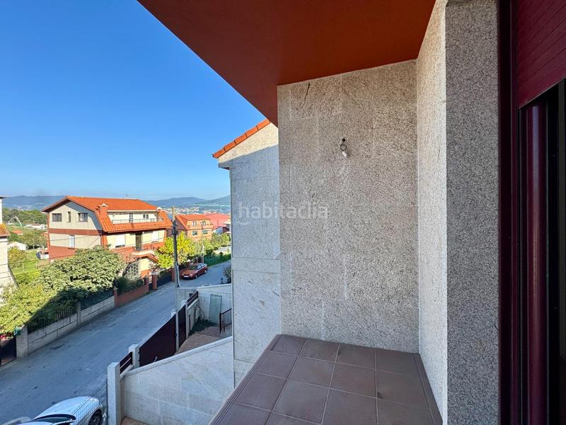 Foto ec1deb18-9d49-454f-81cb-b58945a9f5e9. Reihenhaus mit heizung parking in Teis Vigo