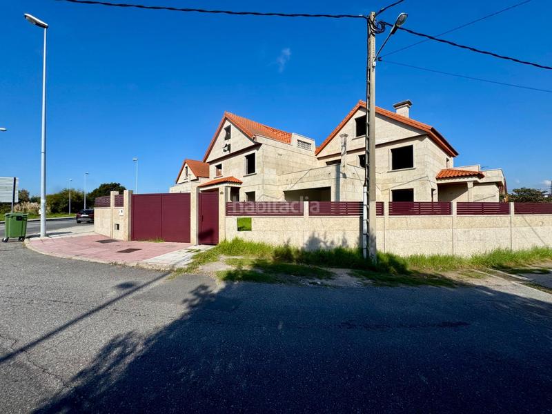 Foto 284a8cbb-ab95-4ce6-8bfa-1f56fd506433. Chalet avec chauffage parking dans Baiona