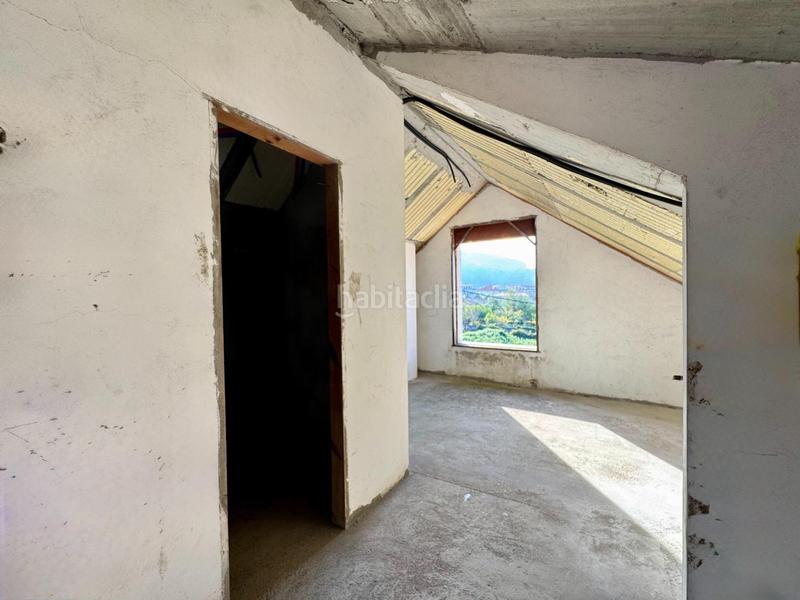 Foto ced71bef-0cc7-4dff-93bd-84c228a885dc. Chalet avec chauffage parking dans Baiona