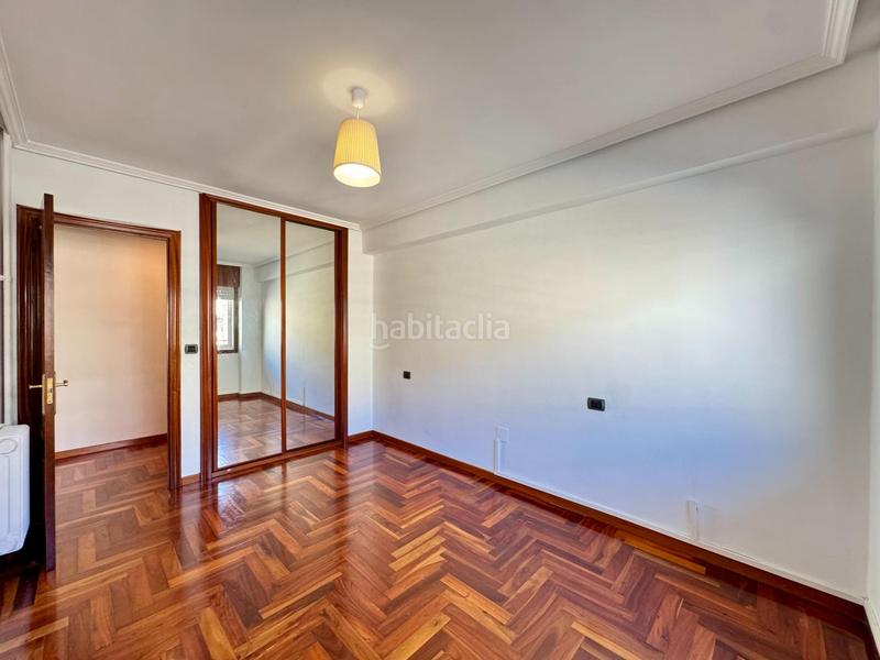 Foto cbe04bb4-321a-4d56-949b-e4148e37bbcf. Lloguer pis amb calefacció aparcament a Centro - Areal Vigo