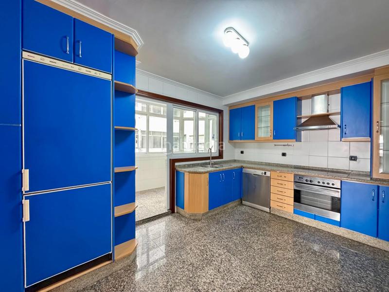 Foto d0c57071-7bc5-47fb-9b26-b0bae0a00a02. Lloguer pis amb calefacció aparcament a Centro - Areal Vigo